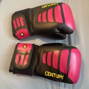 Women’s Pink and Black Boxing Gloves